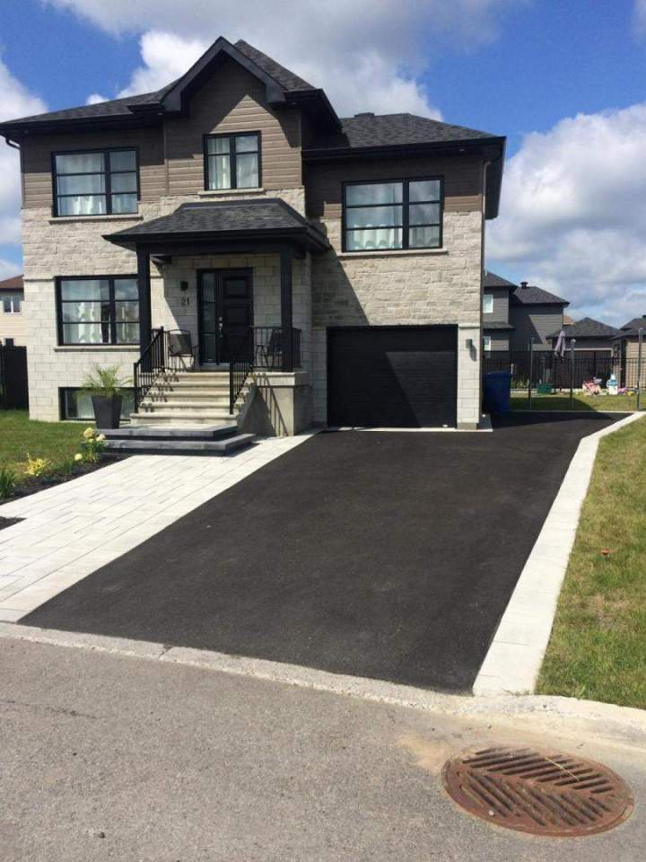Travaux d’entrée de stationnement Saint-Constant